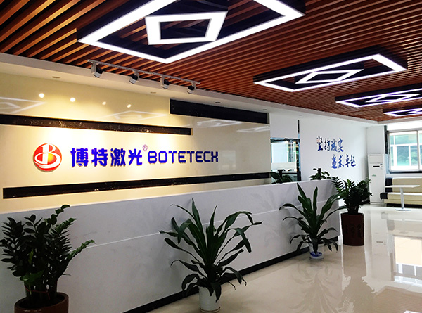 皮秒激光玻璃切割機多少錢一臺？可以切割的材料有哪些？